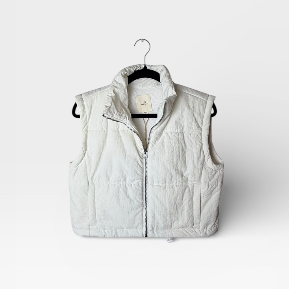 Thread & Supply Size XS True White Cropped Puffer Vest (E)